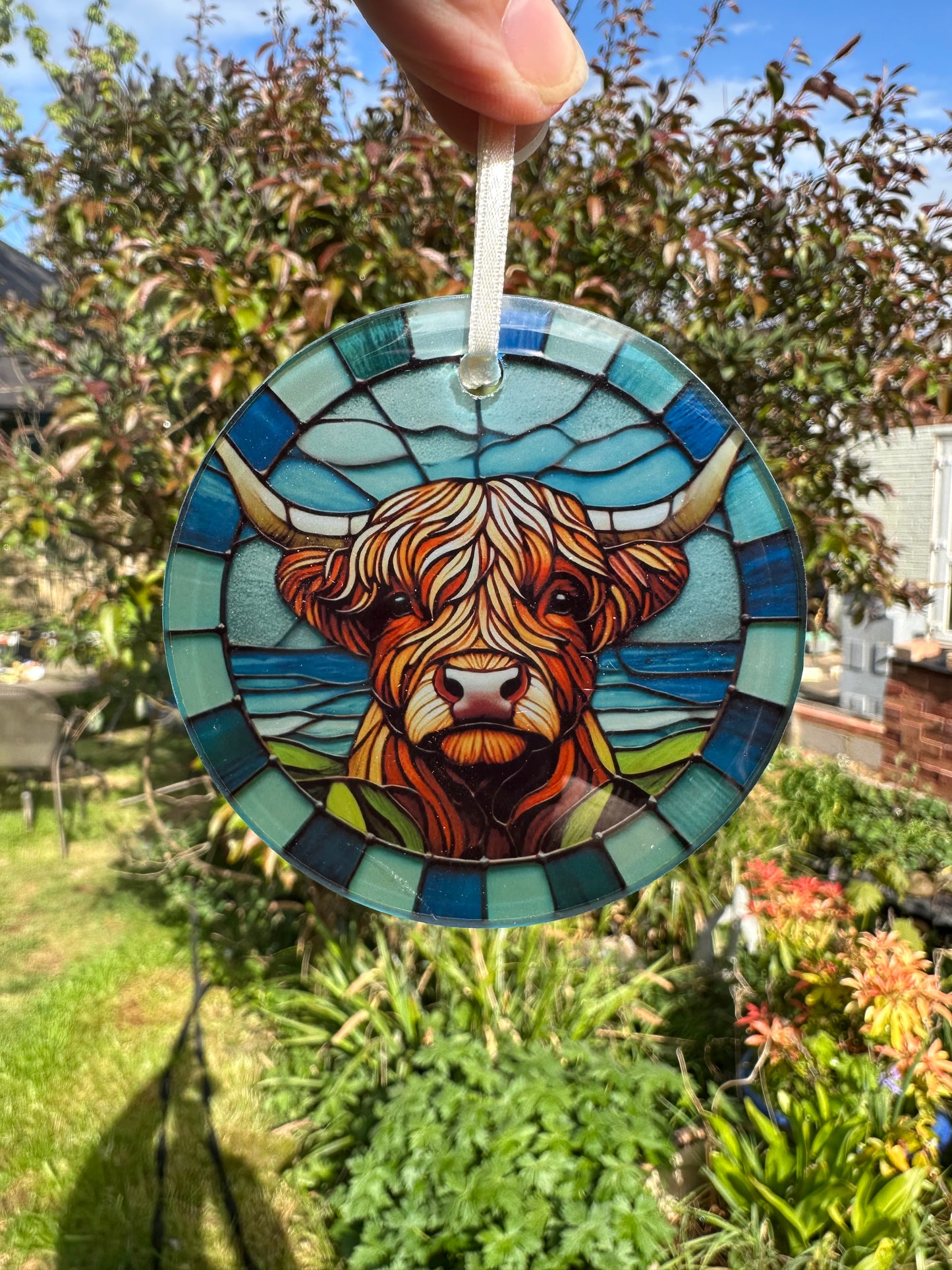 Highland cow glass hanging decoration