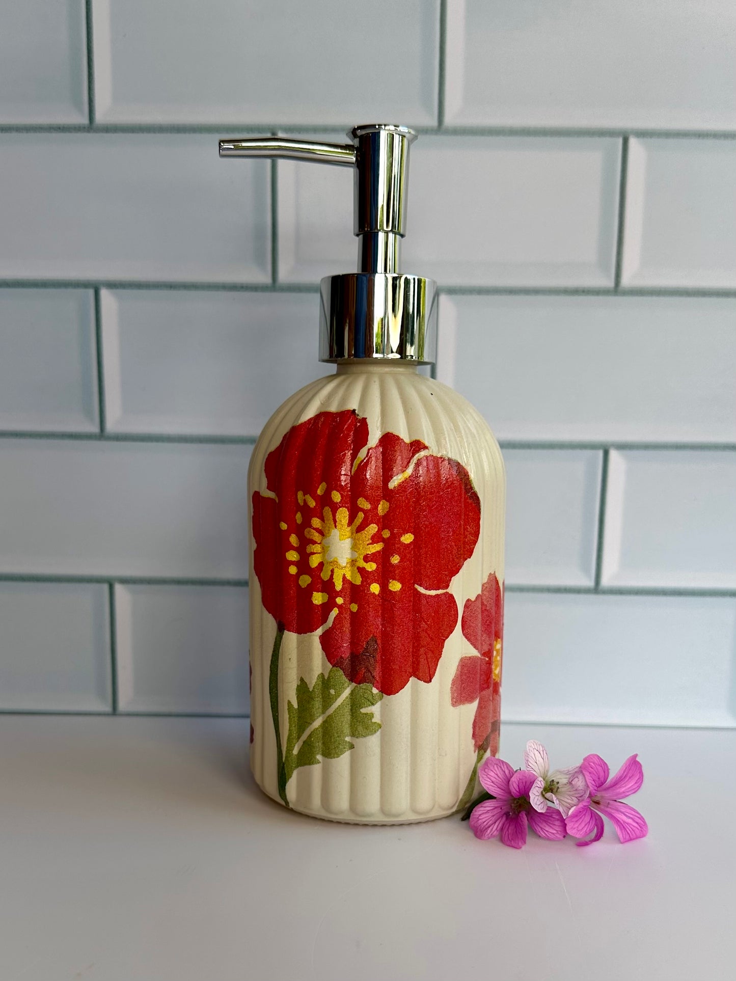 Emma Bridgewater inspired cosmos flowers