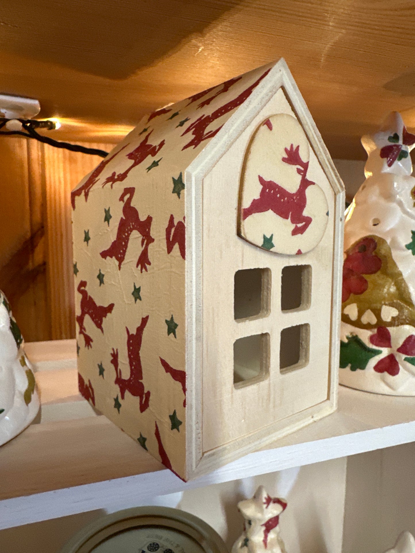 Emma Bridgewater inspired wooden house