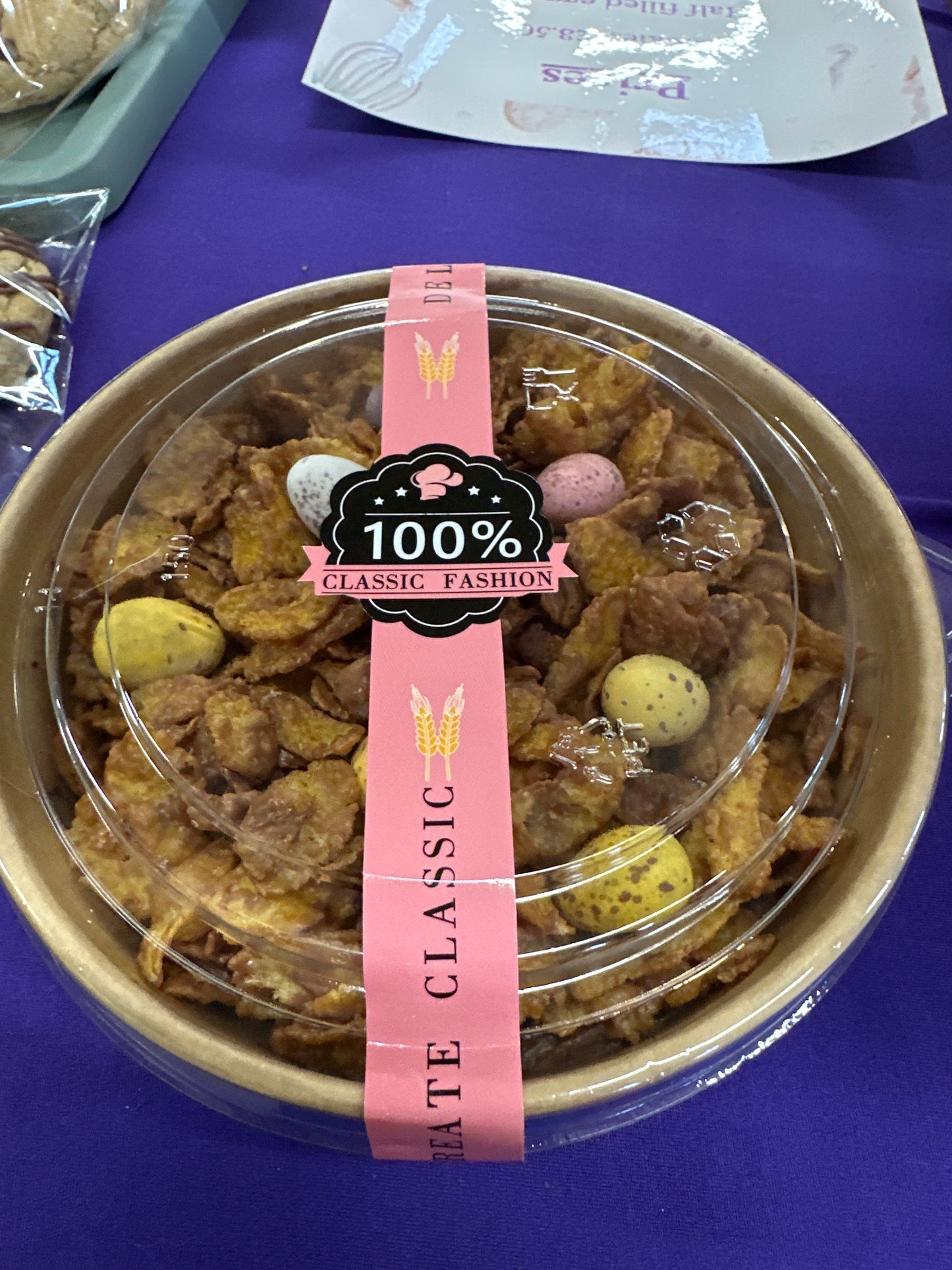 Cornflake crunch cake