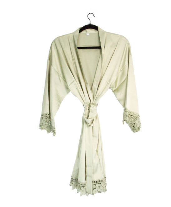 Robes, ideal for weddings, hen dos, girlie holidays etc