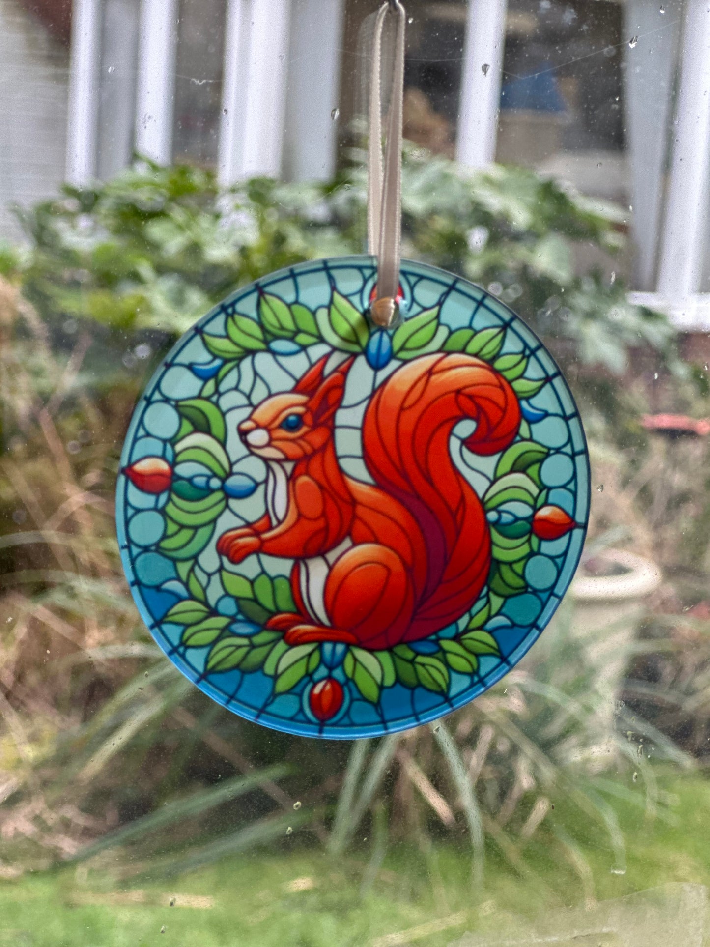 Stain glass effect, squirrel design, hanging decoration