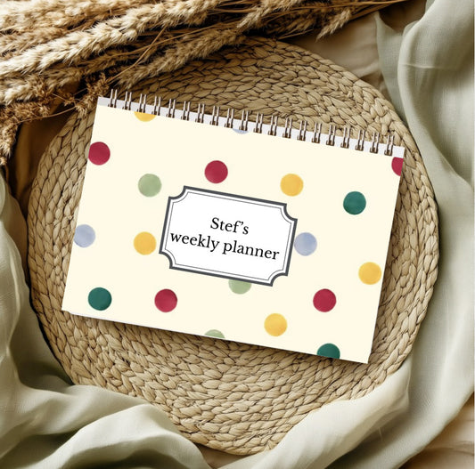 A4 weekly planner, add your own text, pink or green inside