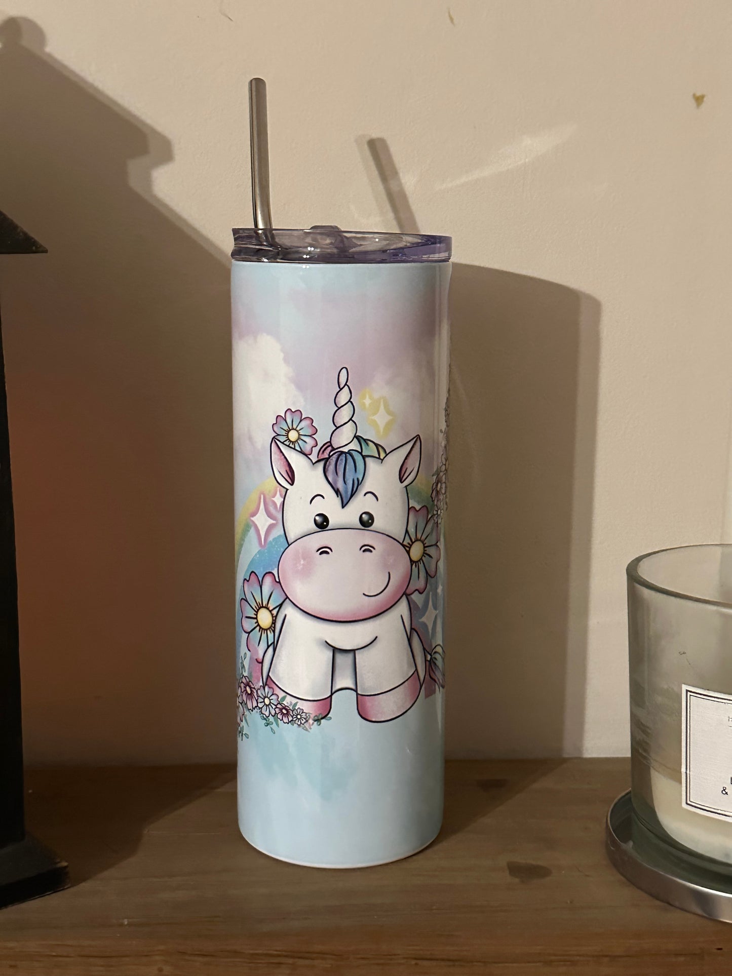 Unicorn tumbler for hot and cold drinks