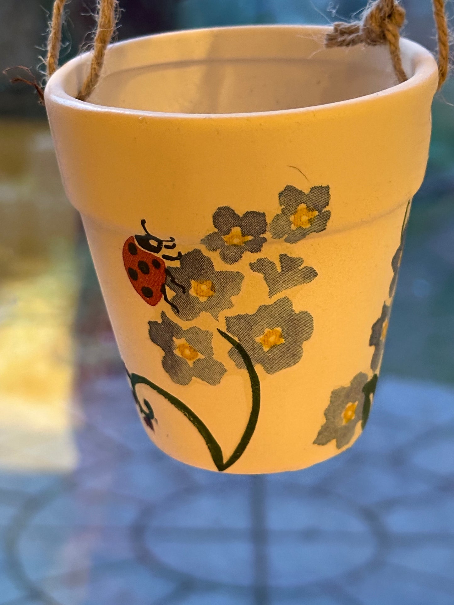 Emma Bridgewater inspired ceramic hanging pot, 8cm x 8cm