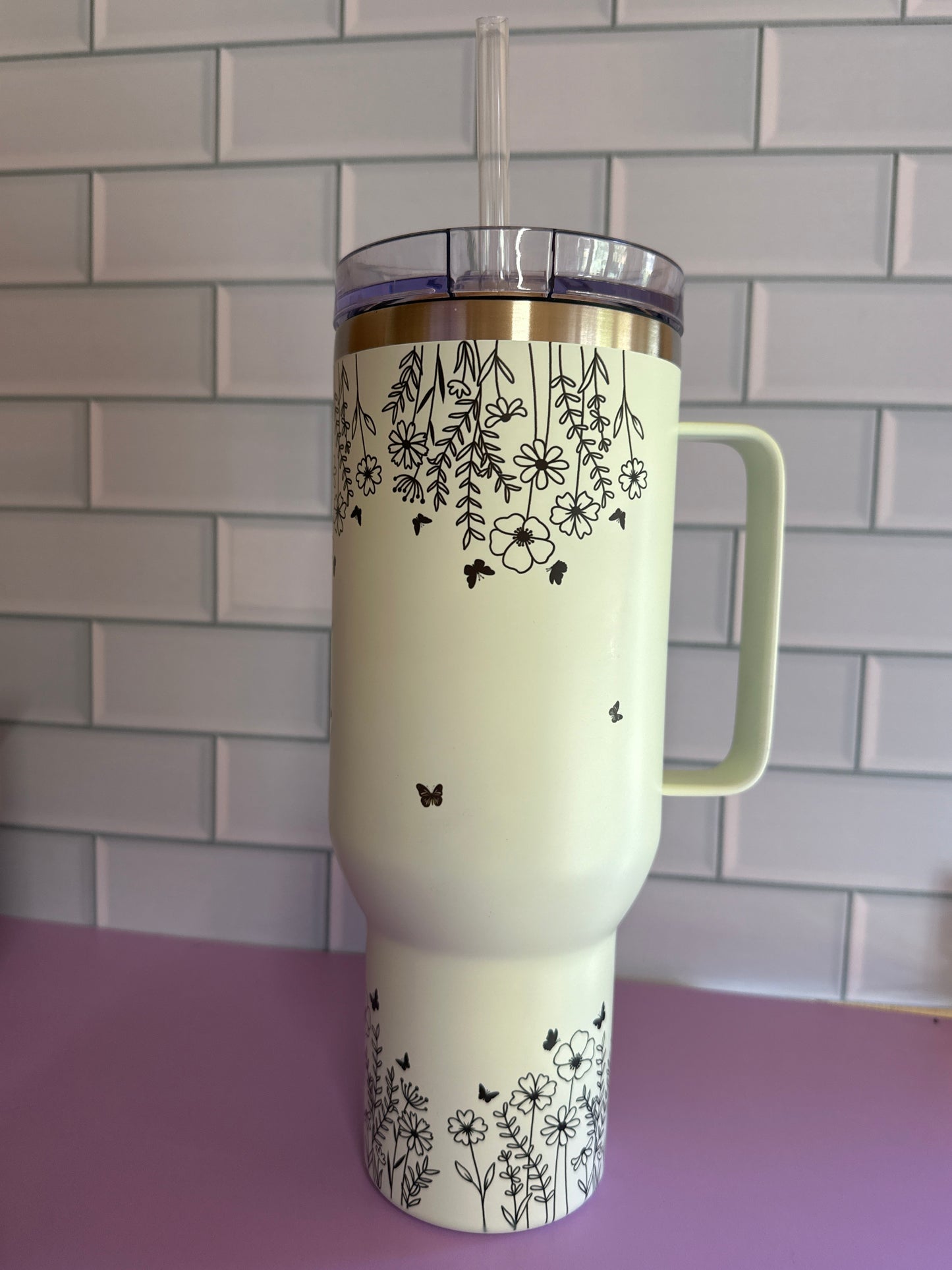 40oz drinks cup, personalised handle , floral design